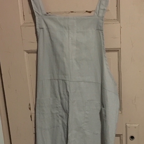 Flowy light grey jumpsuit - Picture 3 of 4